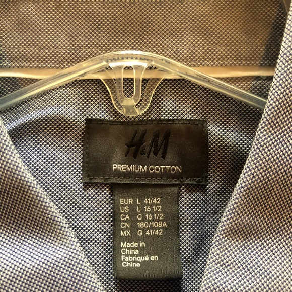 H&M size L shortsleeve button down casual - Picture 2 of 2